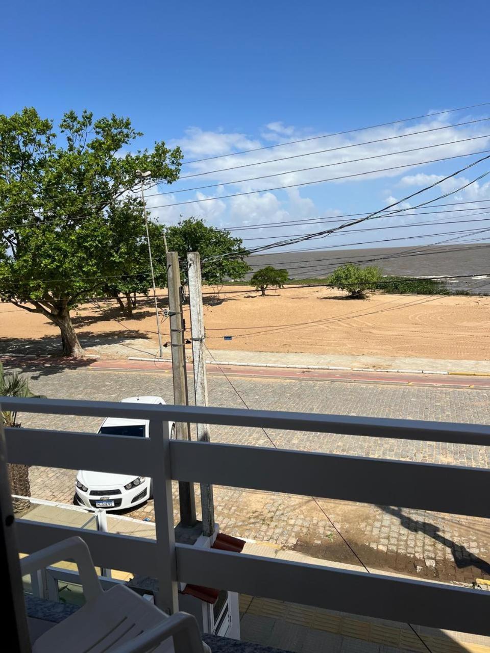 Lindo Apto. Frente Praia (Cond. Dom Felippe) Sao Lourenco do Sul Exterior foto